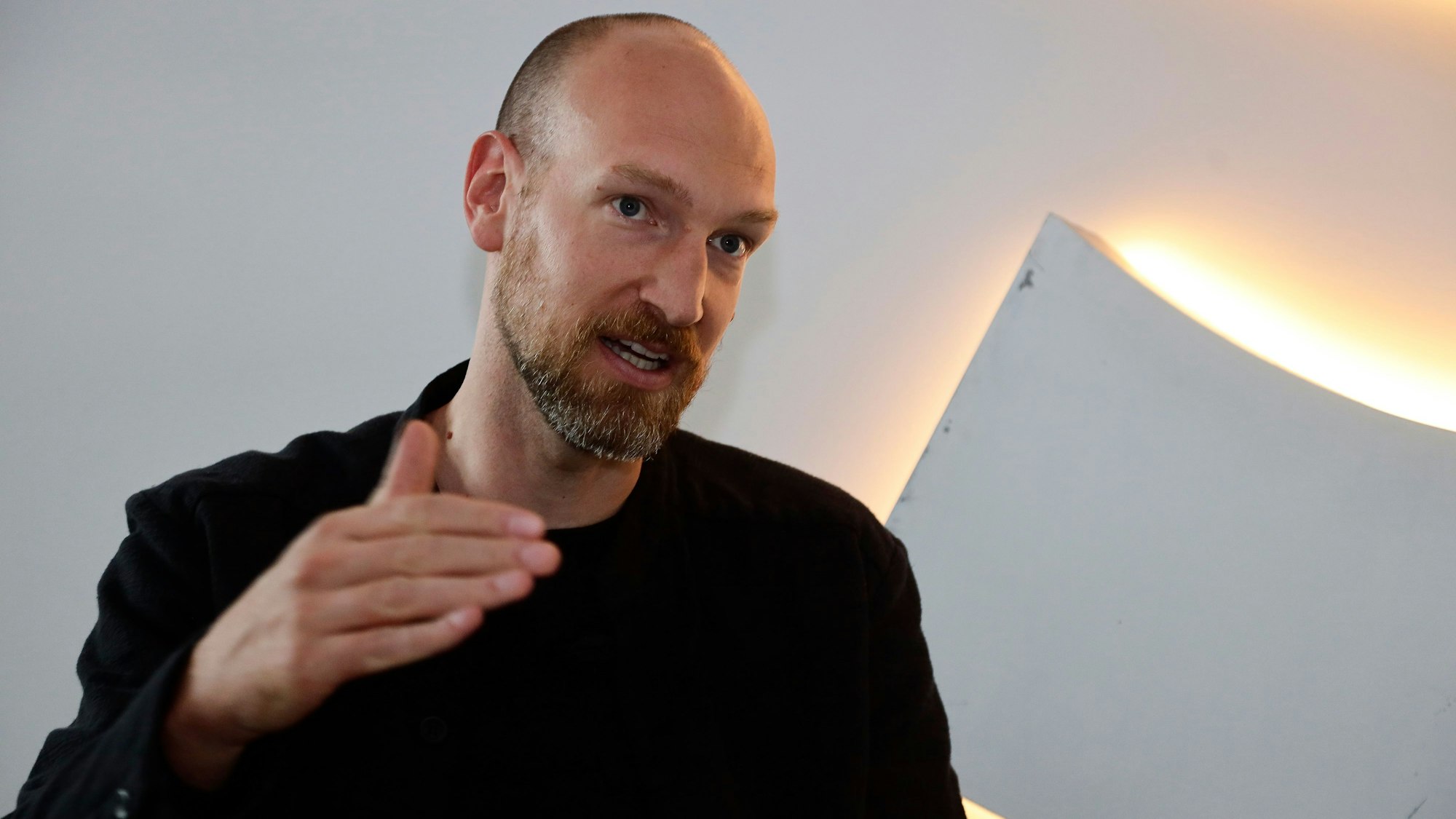 Psychotherapeut Daniel Wagner im Gespräch.