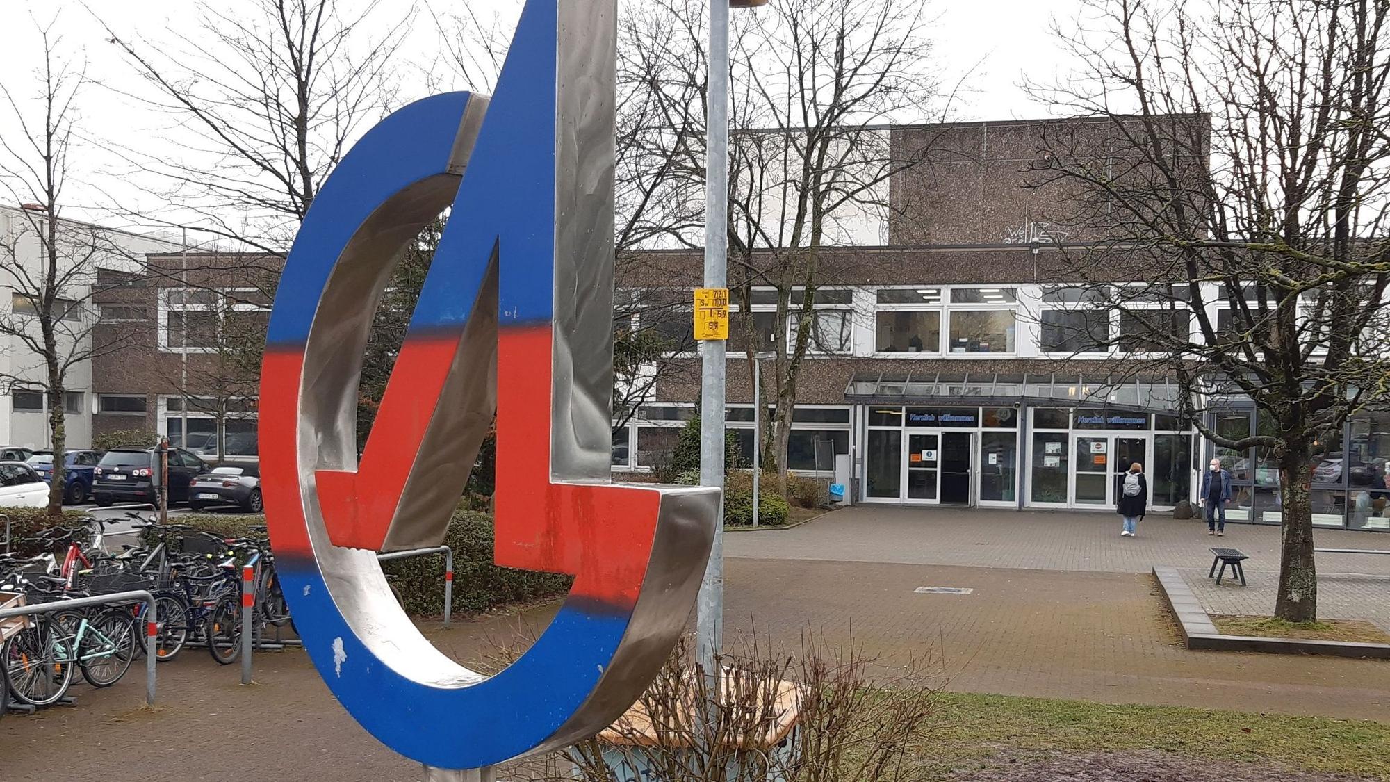 Städtisches Anno-Gymnasium an der Zeithstraße in Siegburg