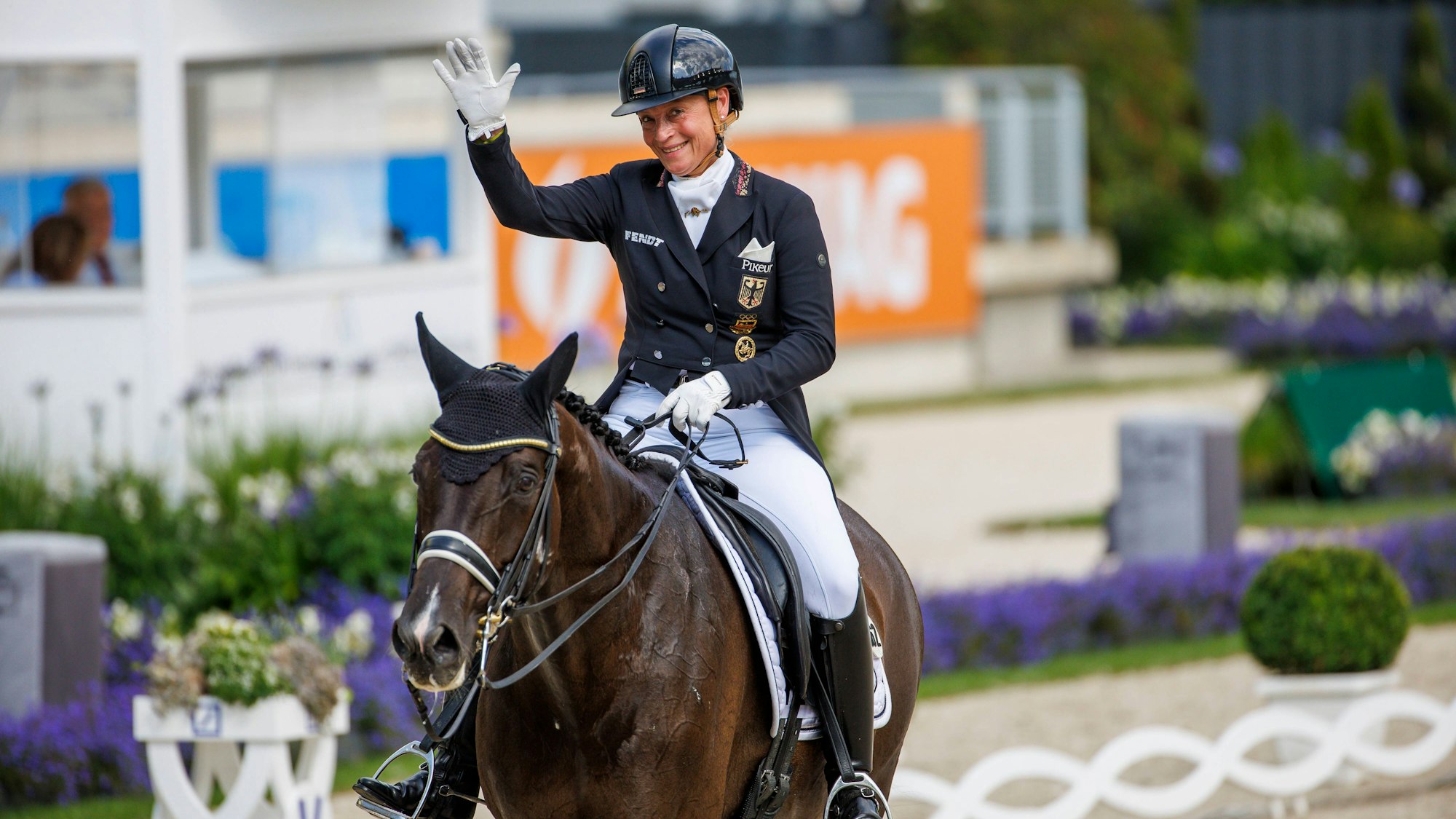 Olympiasiegerin Isabell Werth auf „Superb“.