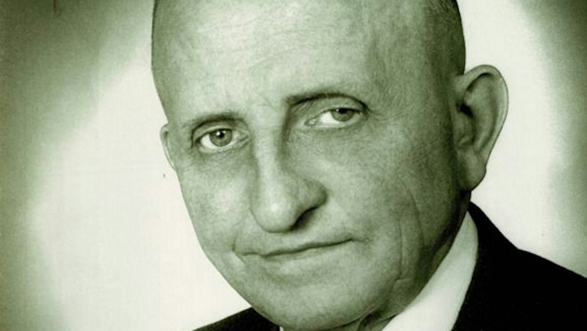 100 Jahre Bestatter Bertram Leverkusen. Gründer Peter Bertram.