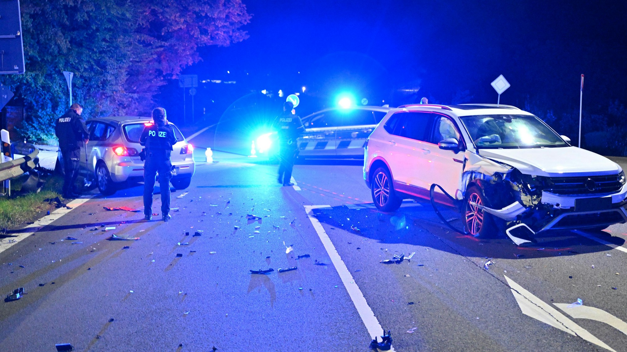 Unfall Marienheide Schemen fordert zwei Leichtverletzte.