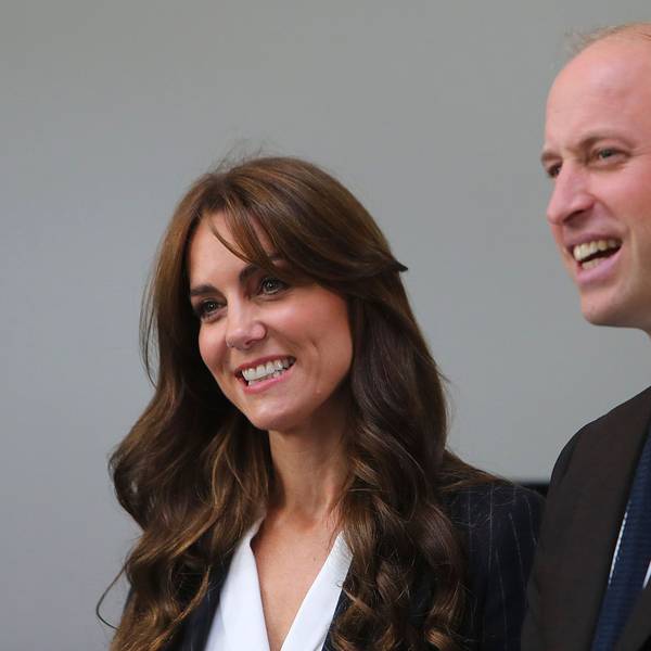 Prinz William und Prinzessin Kate, treffen sich mit Mitgliedern der „Windrush Cymru Elders“ während eines Besuchs im Grange Pavilion, um sich über den Beitrag der Windrush-Generation zur walisischen Gemeinschaft zu informieren.