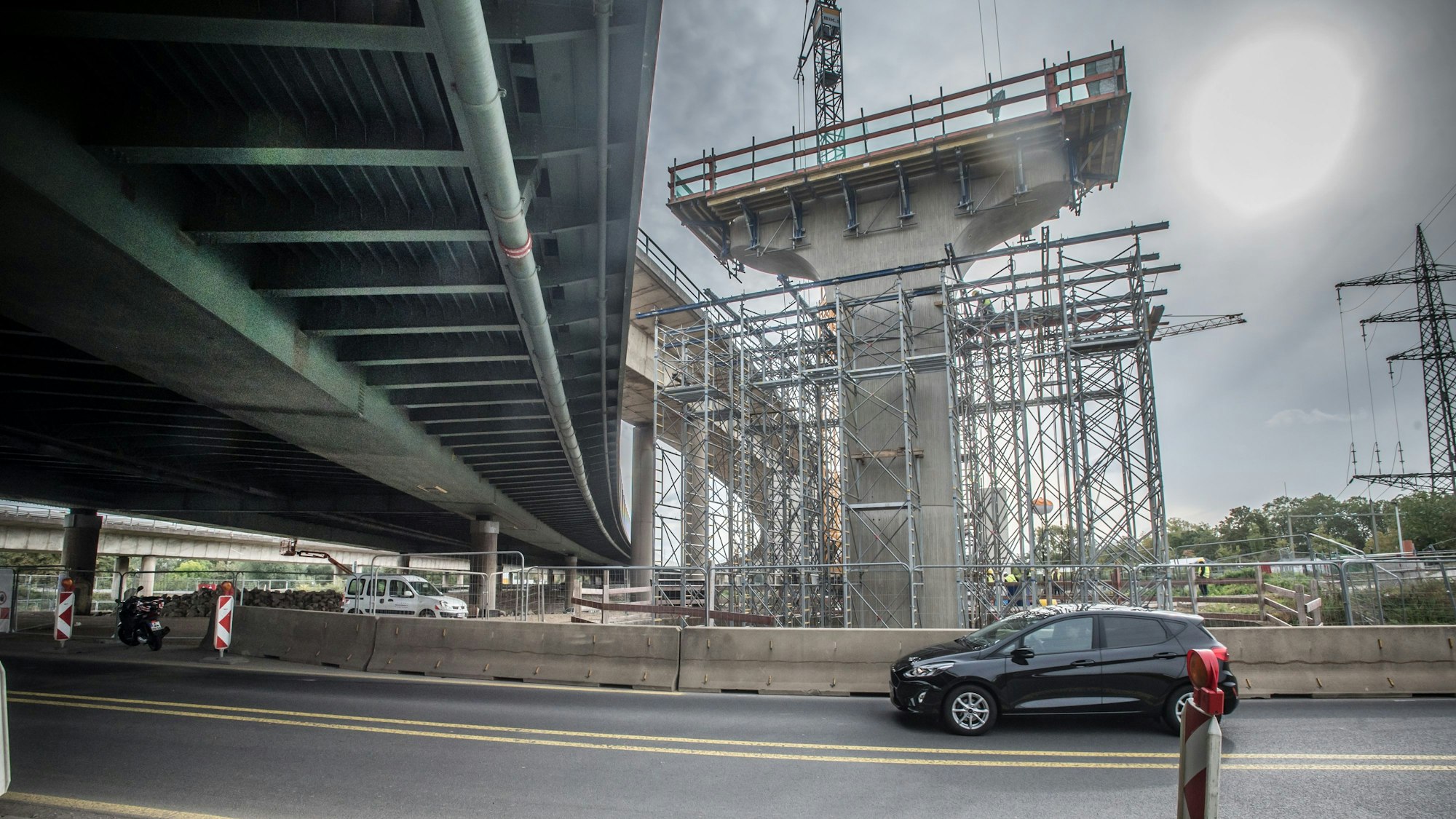 Ausbau zwischen Kreuz Leverkusen West und Europaring (B8). Foto: Ralf Krieger