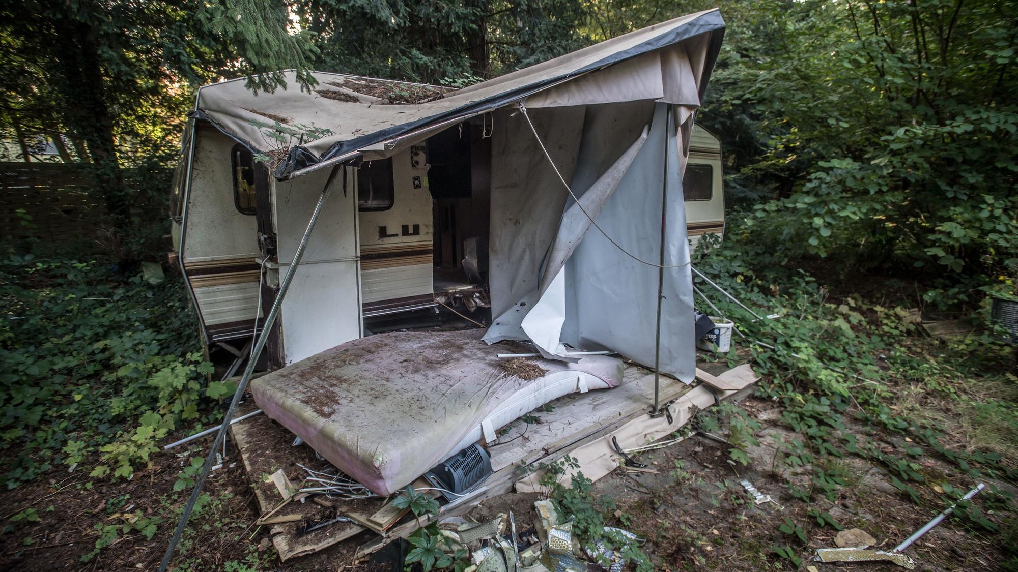 Der Campingplatz. Das Gelände Am Block teilen sich die Naturfreunde mit ihrer Mieterin, dem Verein und der gemeinnützigen Gesellschaft „Crew“.