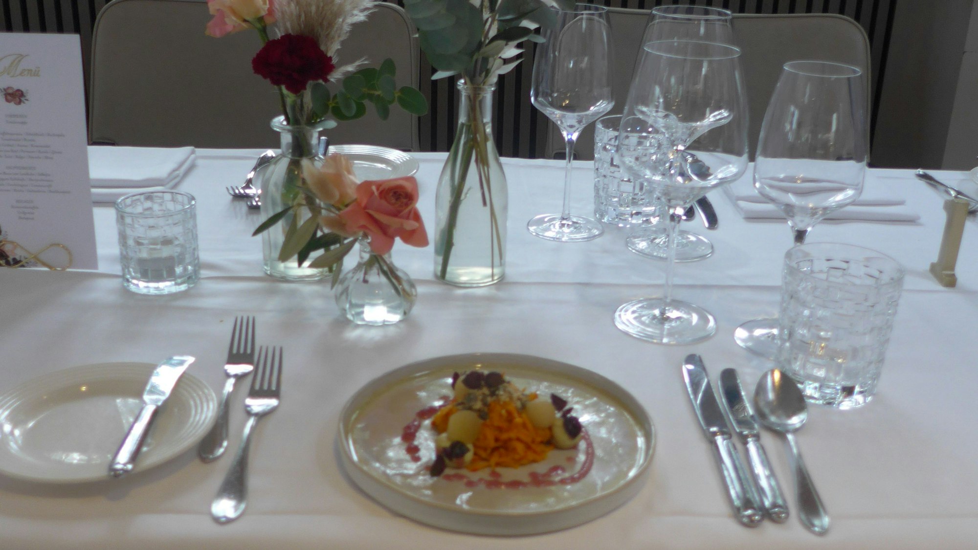 Saisonalität und Regionalität sind auch für Thomas Gilles selbstverständlich. In der Küche des Clostermanns Hofs in Niederkassel-Uckendorf steht der Kürbis deshalb hoch im Kurs.