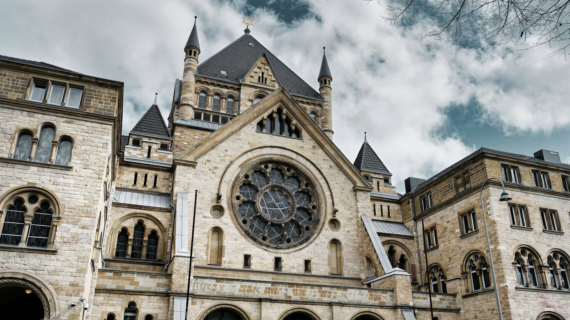 Die Synagoge an der Roonstraße ist heute das Zentrum der Synagogen-Gemeinde Köln.