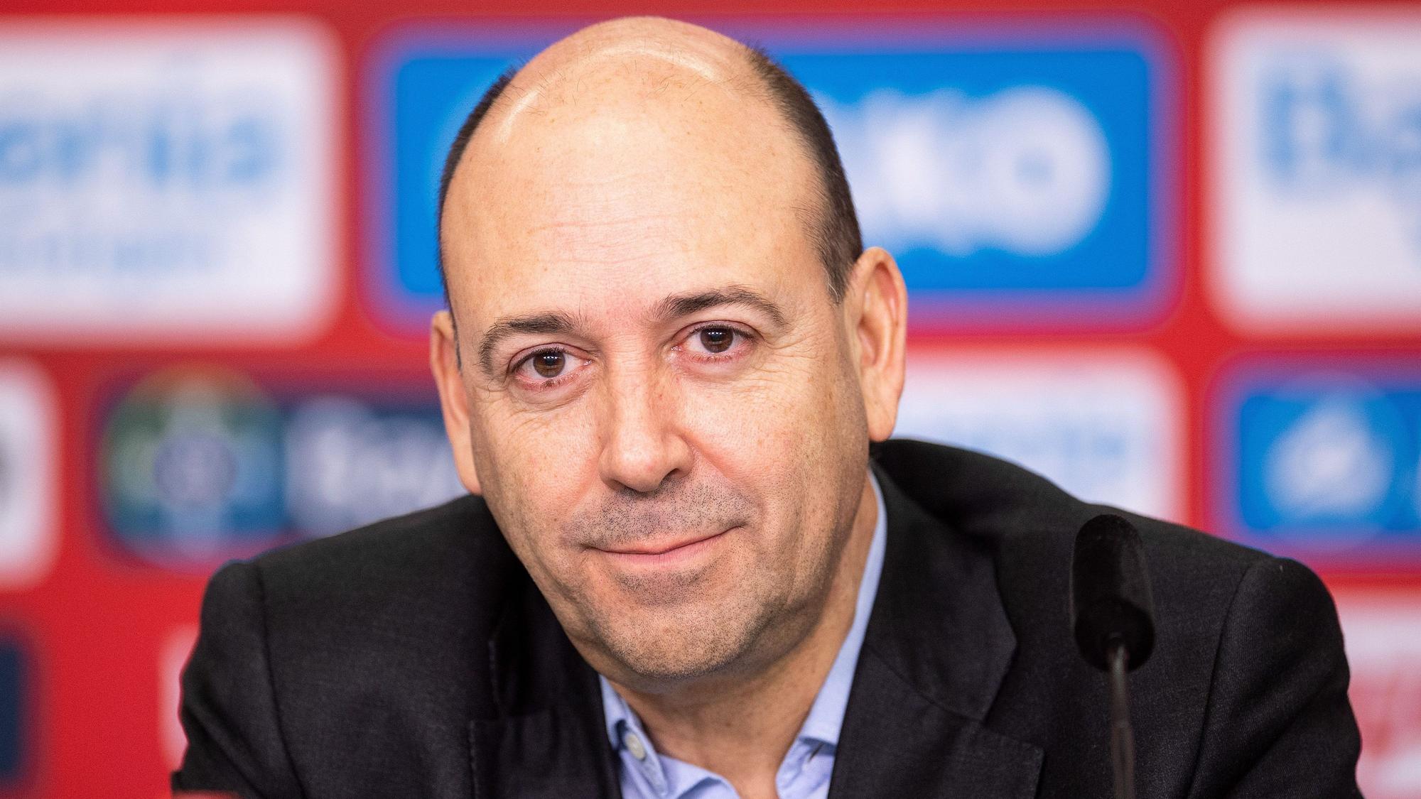 Fernando Carro, Geschäftsführer von Fußball-Bundesligist Bayer 04 Leverkusen, gehört zum Beirat, der die Preisträger auswählt.