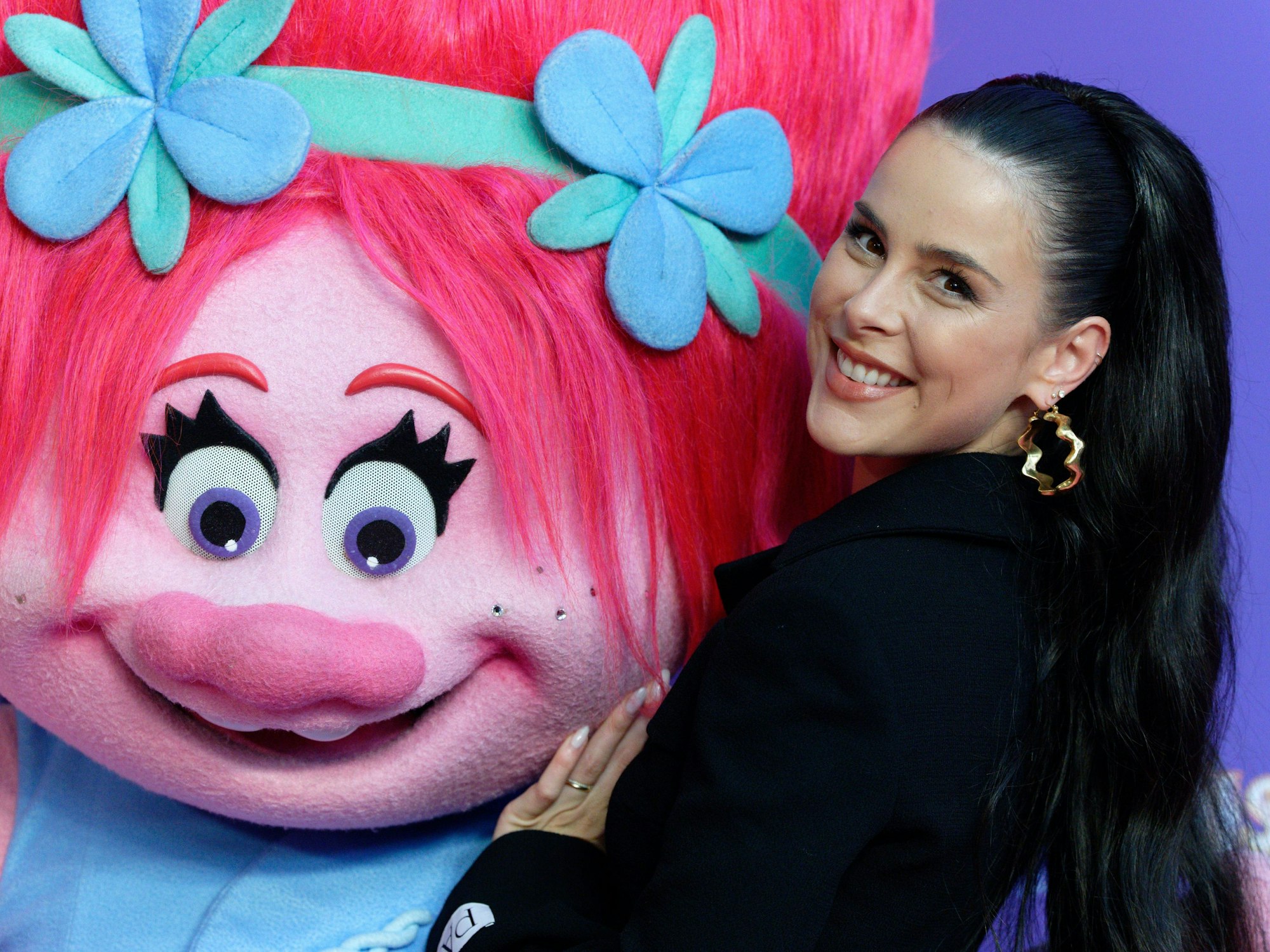 Lena Meyer-Landrut kommt zur Premiere des Films „Trolls 3 - Gemeinsam stark“.