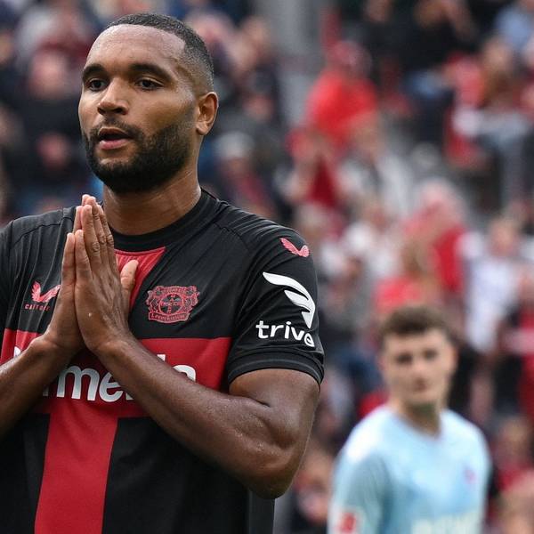 Bayer Jonathan Tah beim Spiel gegen den 1. FC Köln.