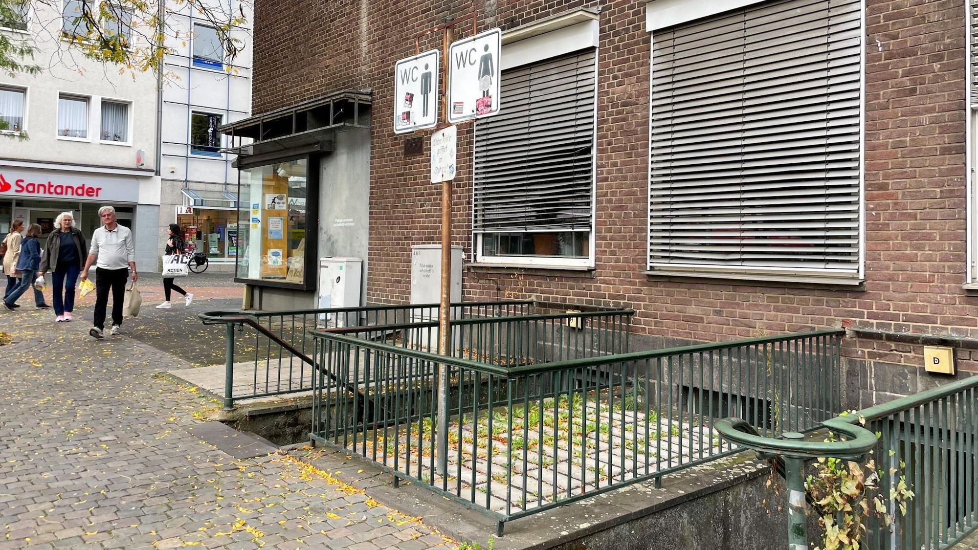 Eine öffentliche Toilette in Wiesdorf befindet sich am Marktplatz.