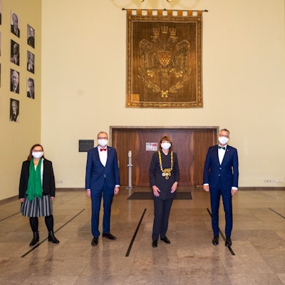Noch in Corona-Zeiten wurden die im November 2020 ins Amt eingeführt (von links): Brigitta von Bülow, Ralf Heinen, OB Henriette Reker, Andreas Wolter und Ralph Elster.