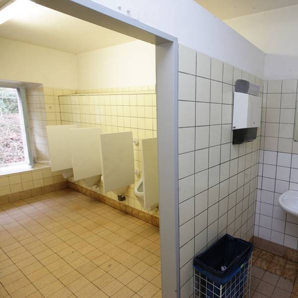 Öffentliche Toiletten im Gebäude Altes Brauhaus in Altenberg