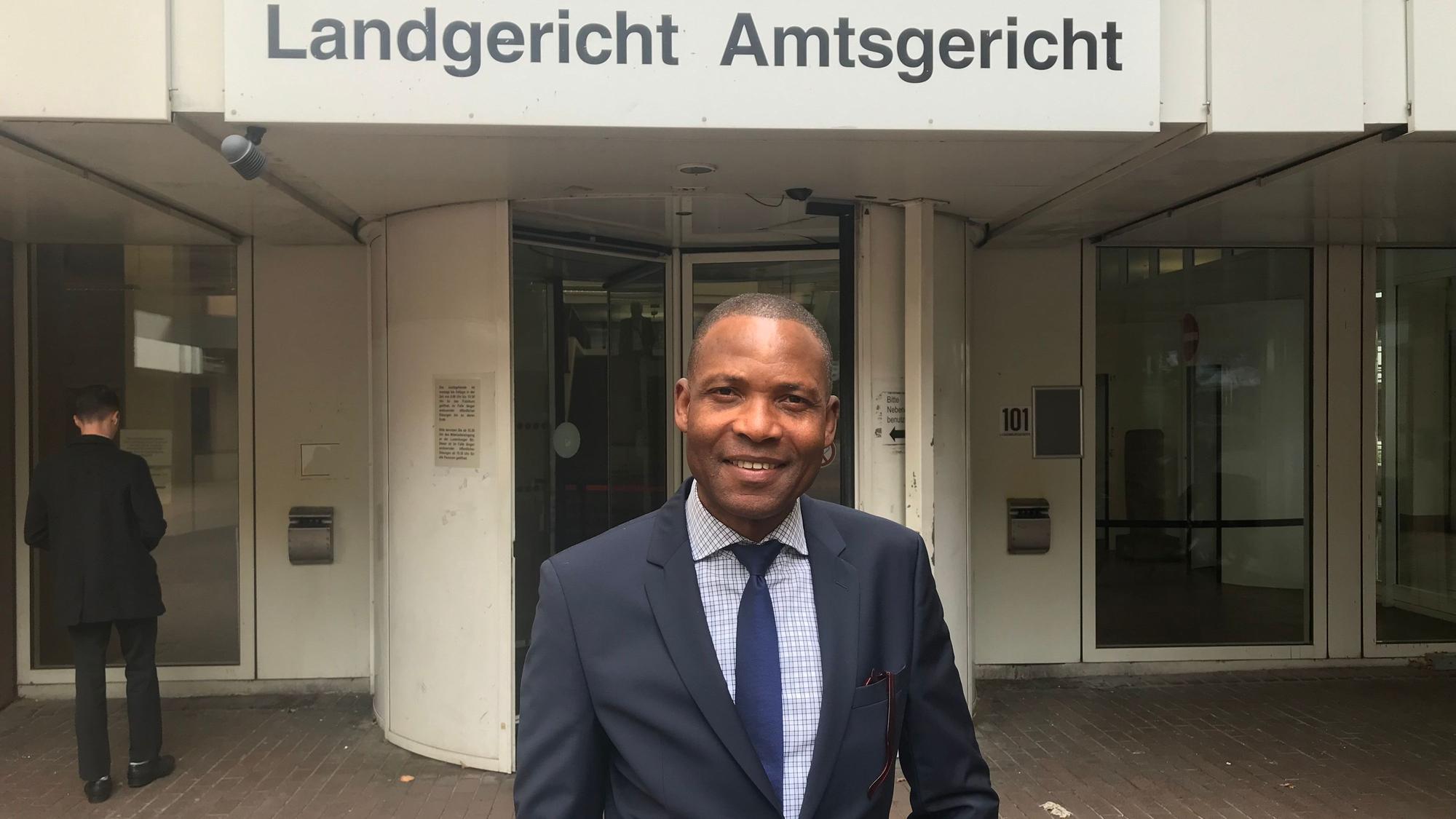 Eli Abeke wurde rassistisch beleidigt und erstattete Anzeige.