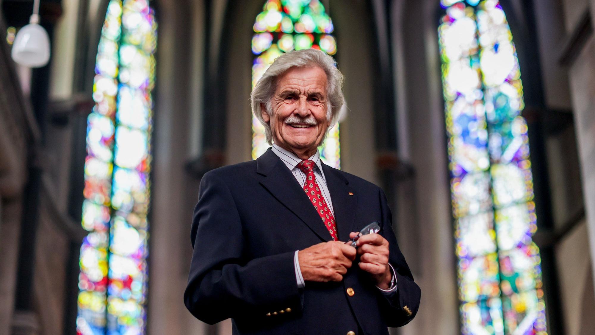 Helmut Haumann, fotografiert in der Kirche St. Andreas in Köln.