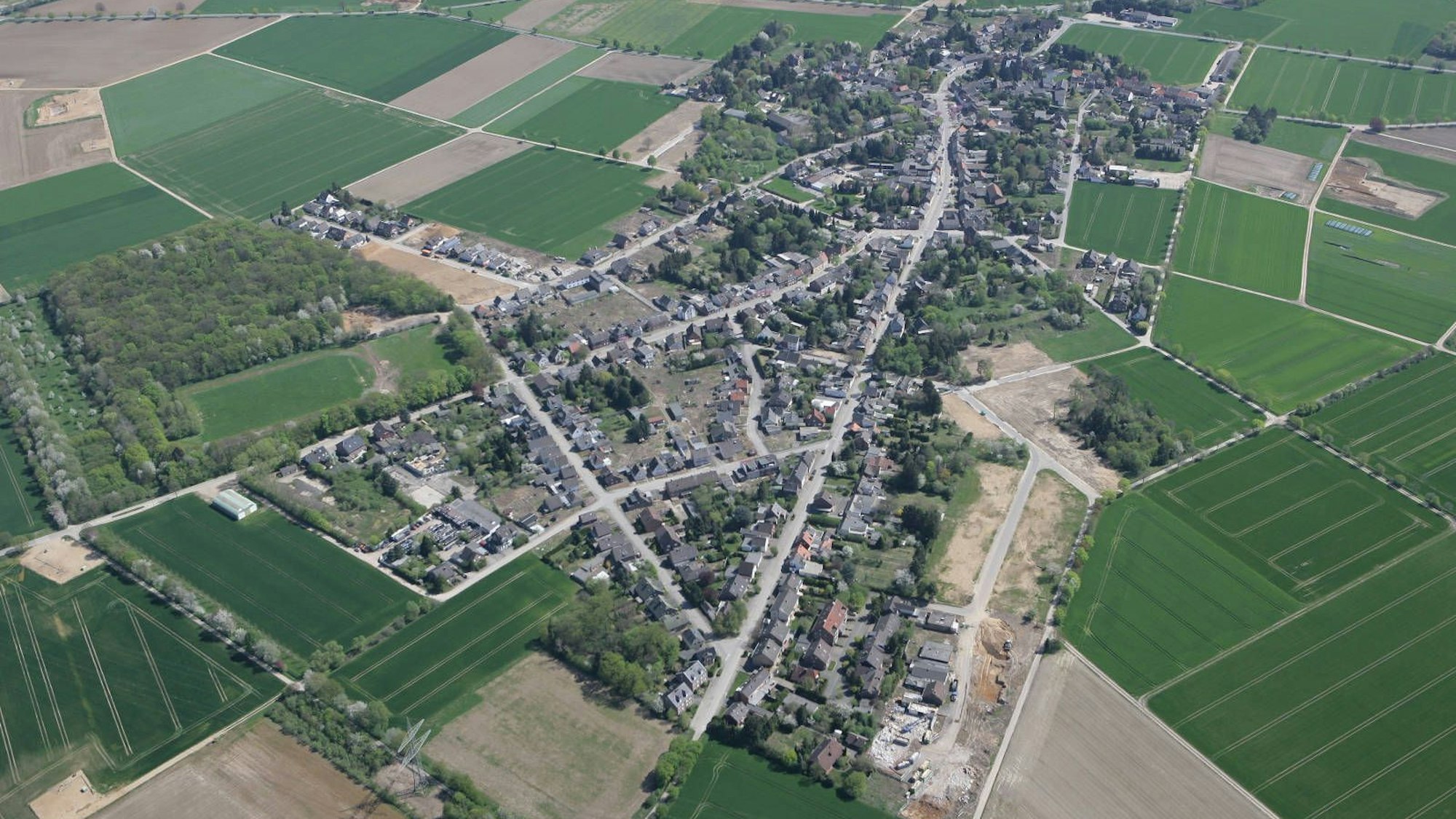 Die Luftaufnahme zeigt Manheim-neu im Jahr 2020.
