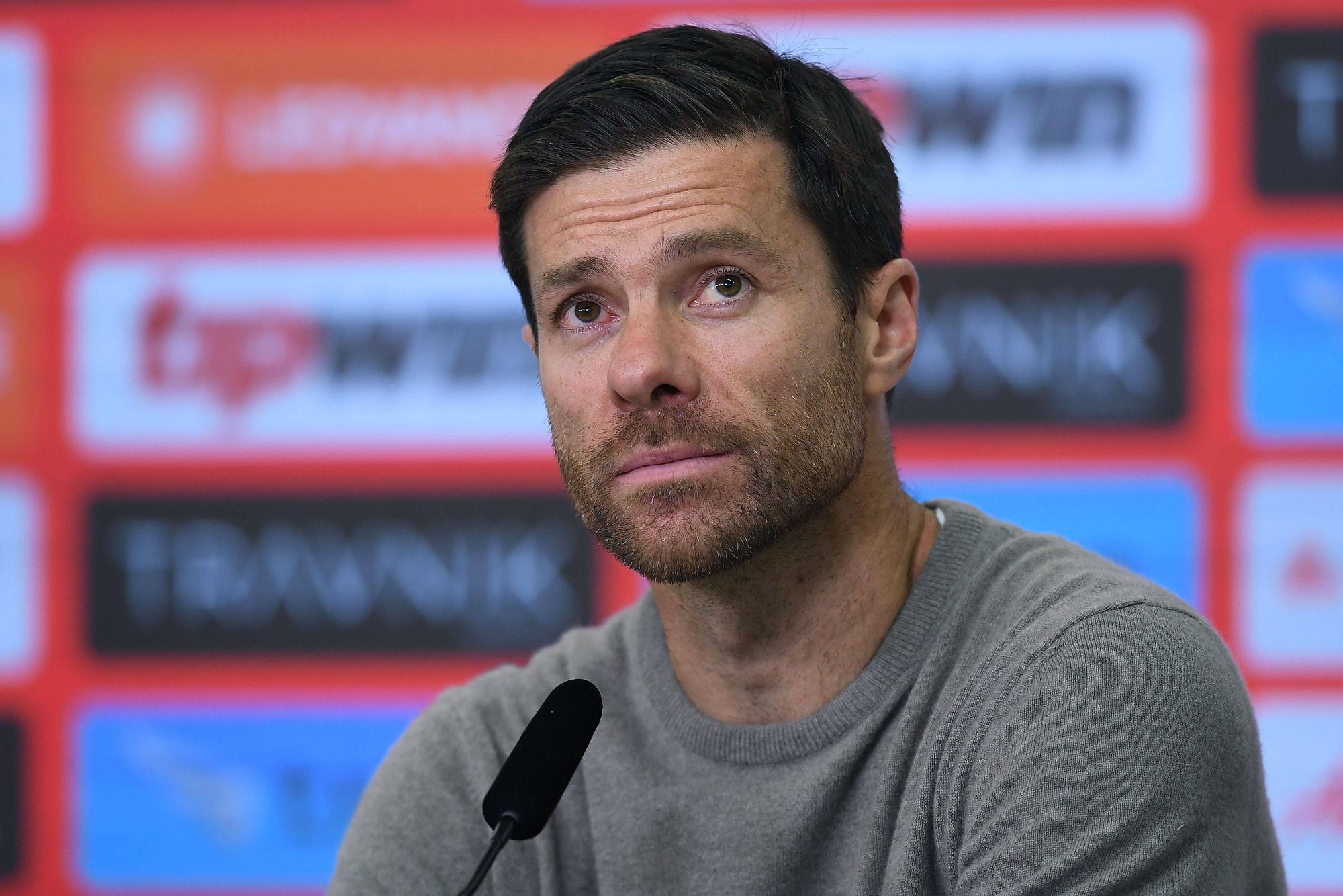Bayer-Trainer Xabi Alonso Trainer hat mit seiner Werkself derzeit einen Lauf. Das weckt Begehrlichkeiten.