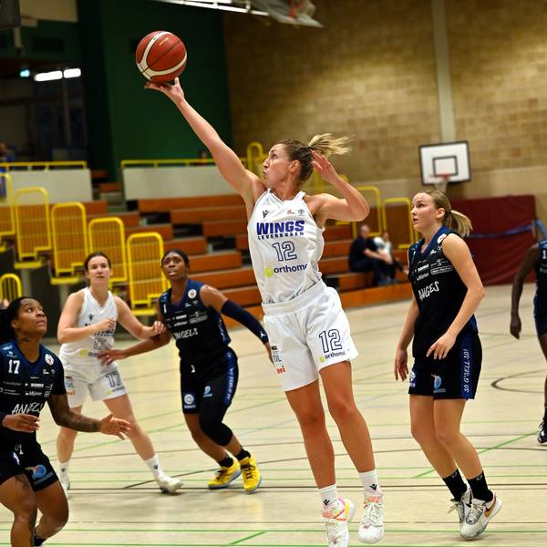 30.09.2023, Basketball-Orthomol Wings Leverkusen- Nördlingen
vorne: Maria Blazejewski (Leverkusen)
Foto: Uli Herhaus