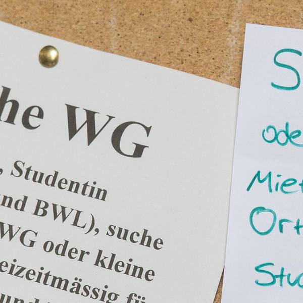 Wohnungsgesuch einer Studentin (Symbolbild)