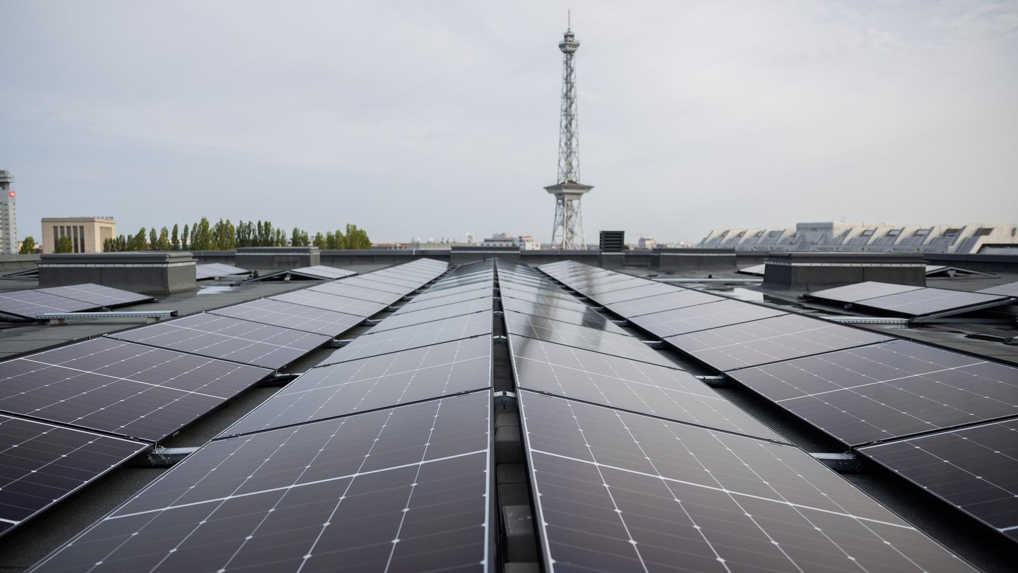 Photovoltaik-Anlage auf einem Dach