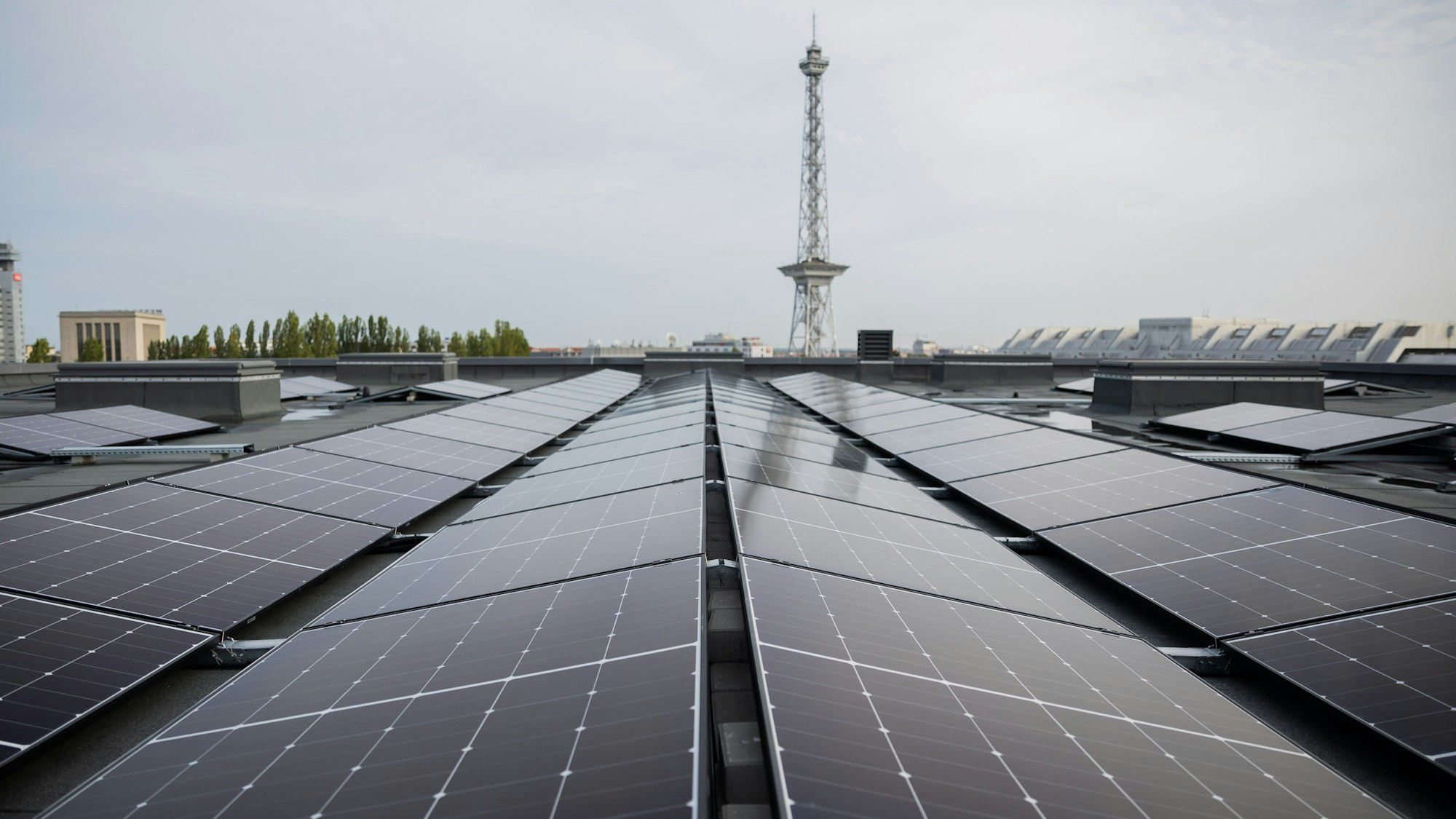 Photovoltaik-Anlage auf einem Dach