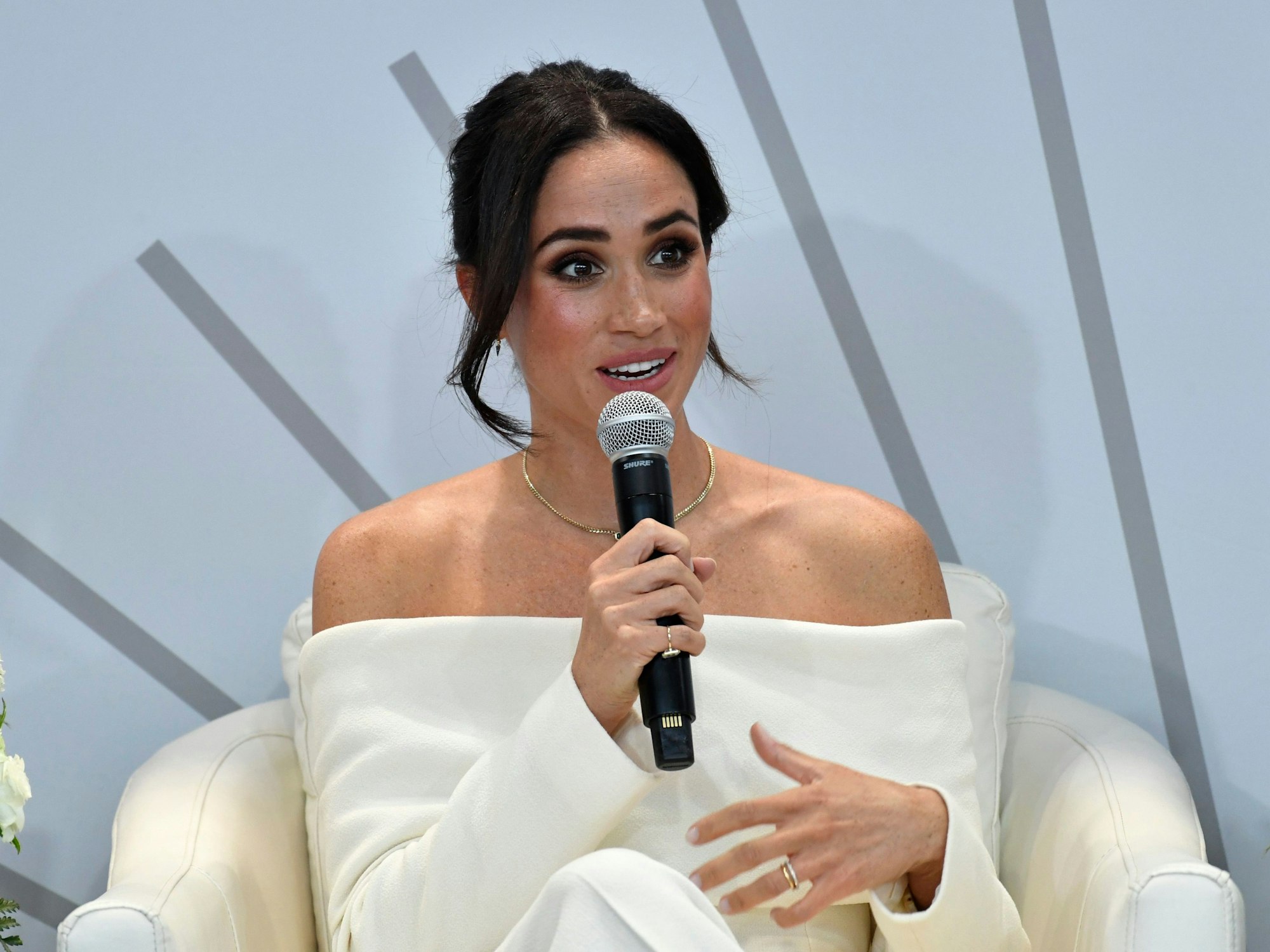 Herzogin Meghan nimmt am Elterngipfel der Archewell Foundation zum Thema „Psychisches Wohlbefinden im digitalen Zeitalter“ im Rahmen des Welttages der psychischen Gesundheit des Projekts „Healthy Minds“ teil.