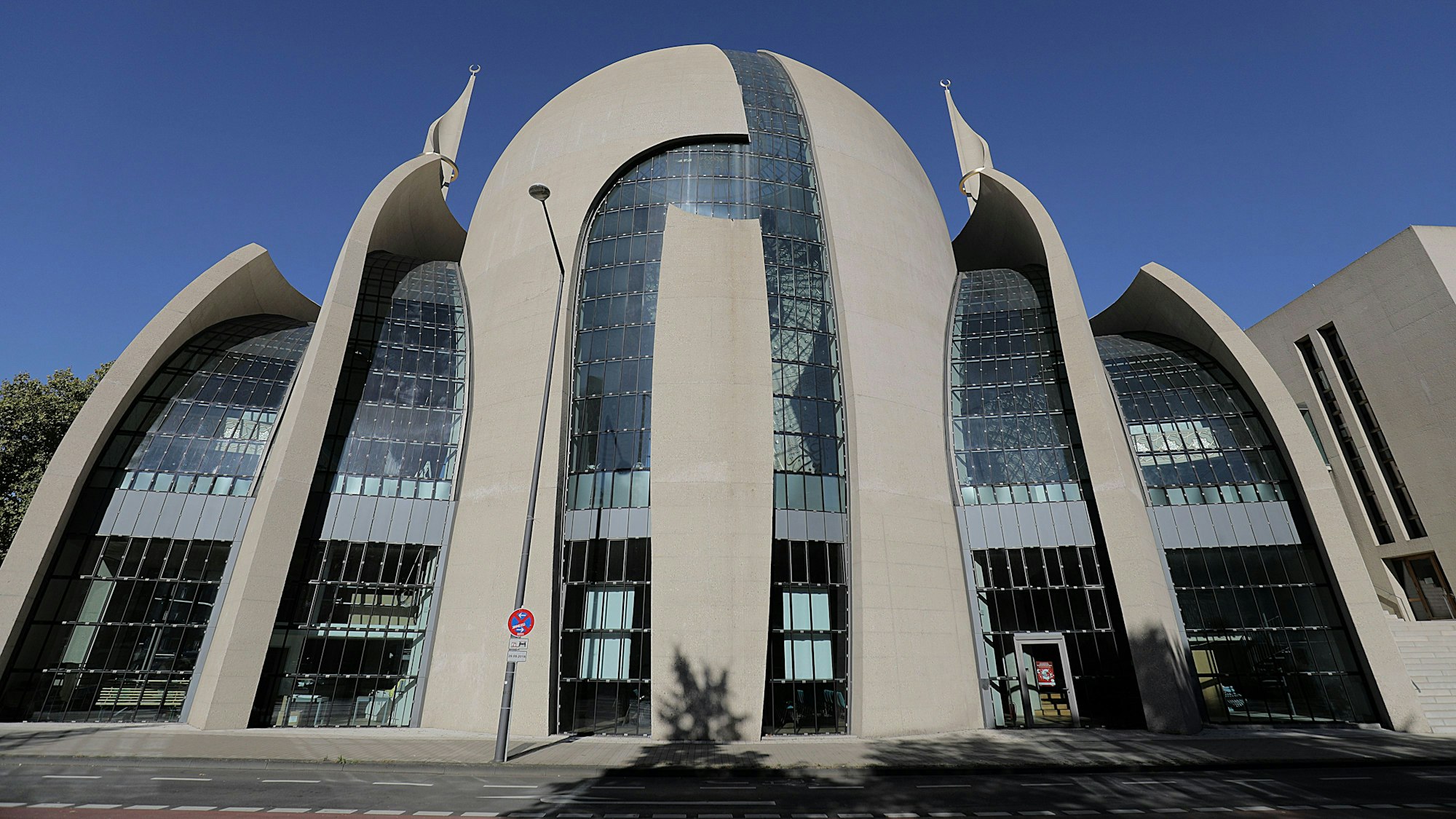 Die Zentralmoschee der Ditib in Köln-Ehrenfeld.