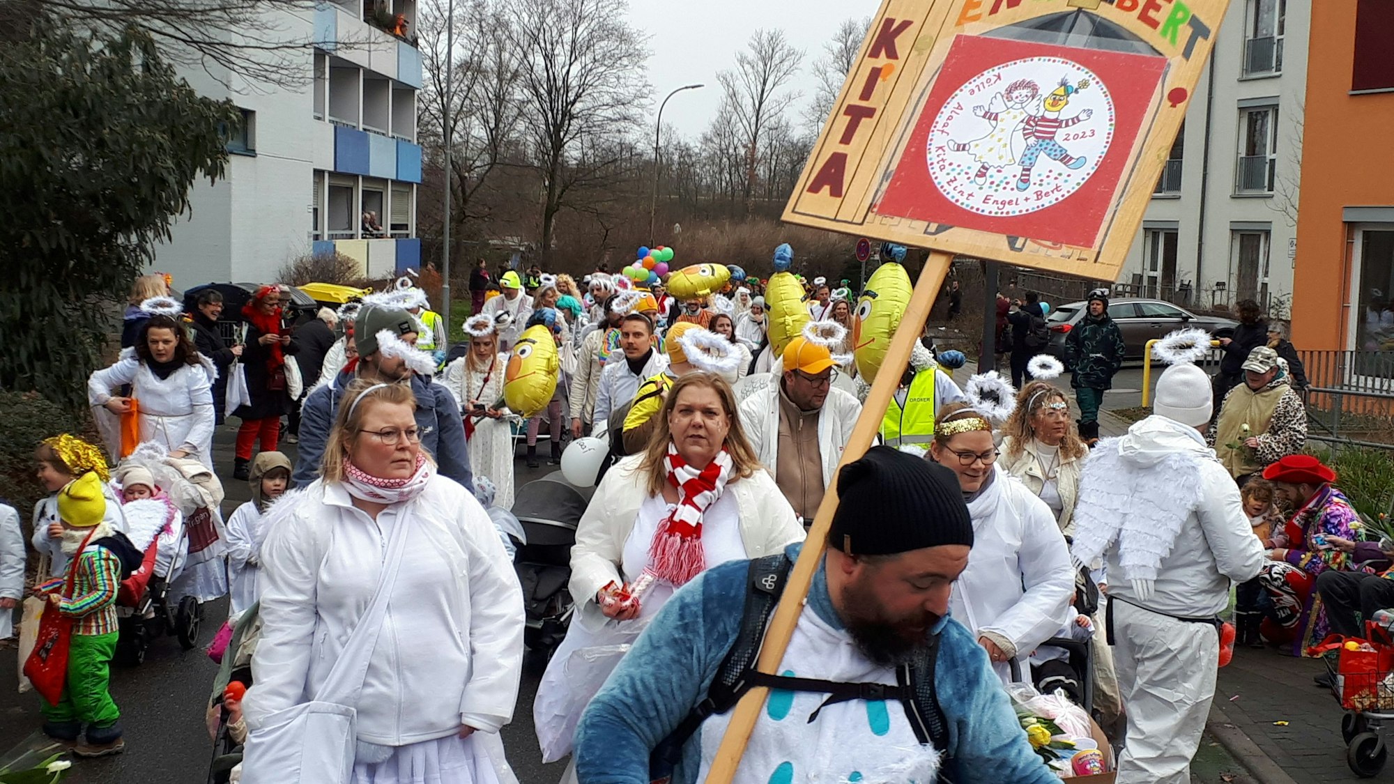 Jecke beim Kölner Veedelszug Niehl