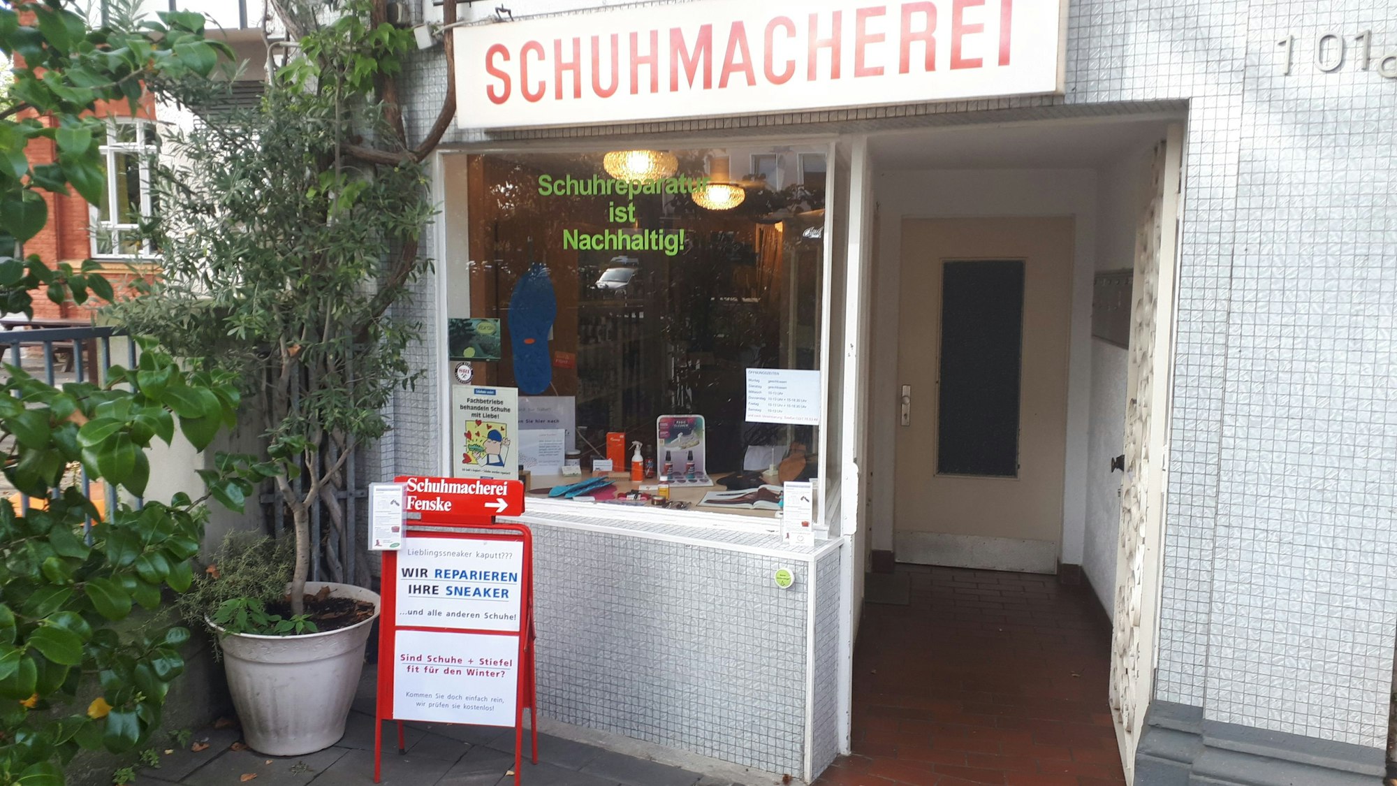 Die Schuhmacherei von außen