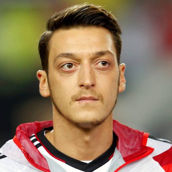 Mesüt Özil