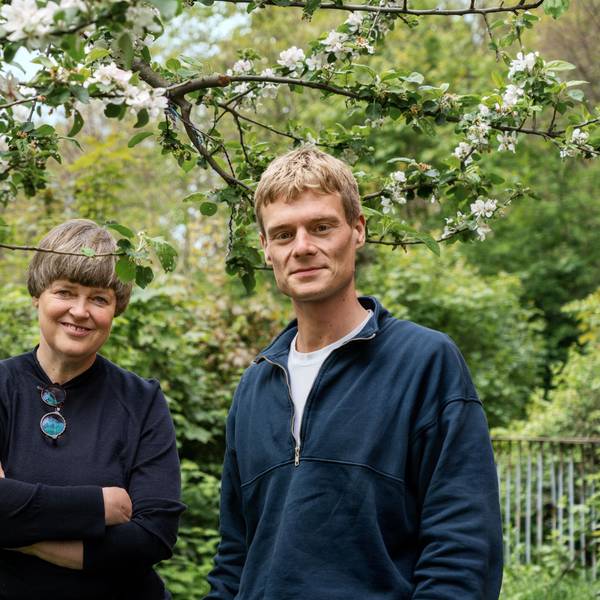 Lehrerin Kathrin Deuper und Lehrer Jan Söntgerath sind Quereinsteiger in den Lehrerberuf