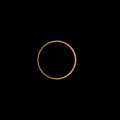 Eine Ring-Sonnenfinsternis ist von der Tatacoa-Wüste aus zu sehen. Millionen Menschen in Teilen von Nord-, Süd- und Mittelamerika haben eine seltene Feuerkranz-Sonnenfinsternis bewundert.