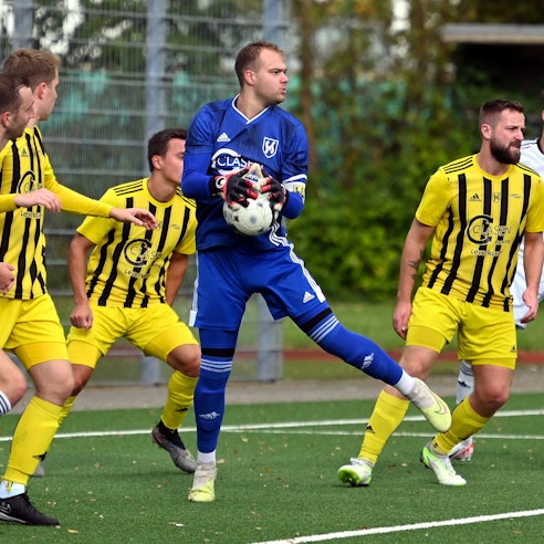 15.10.2023, Fussball-SV Schlebusch-FV Wiehl
TW: Christoph Geschonneck (Schlebusch)
Foto: Uli Herhaus