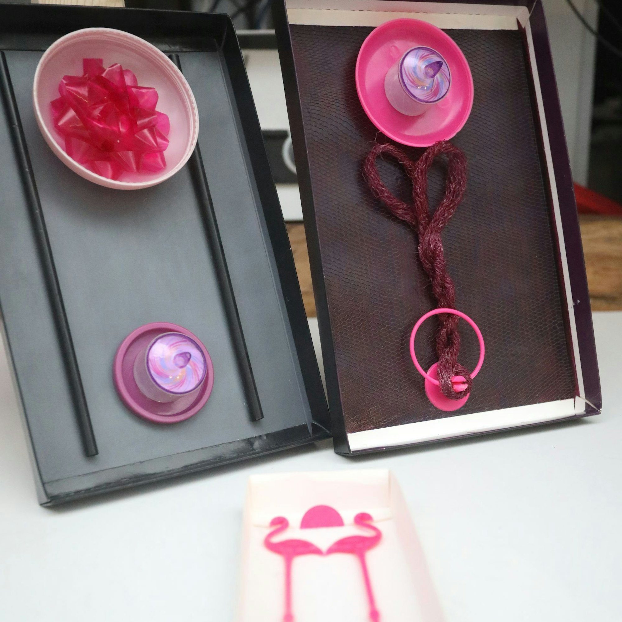 Schaufensterkunst von Magda Ribiero-Dreibholz im "Rhein-Kaufhaus" in der Kirchstraße.