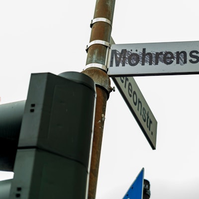Die Mohrenstraße ist eine Wohn- und Geschäftsstraße in der Kölner Innenstadt.