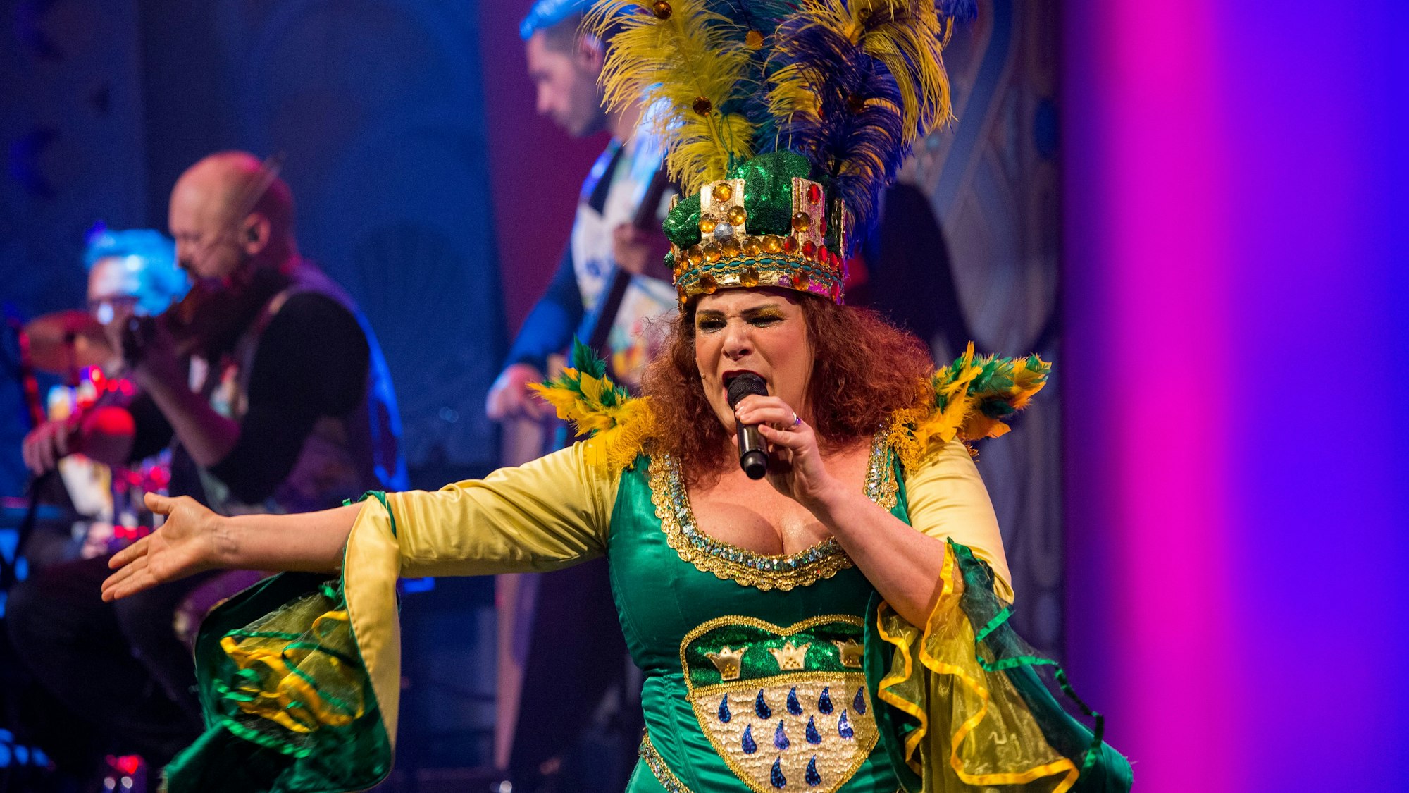 Myriam Chebabi als „Immi Mymmi“ bei der Immisitzung.