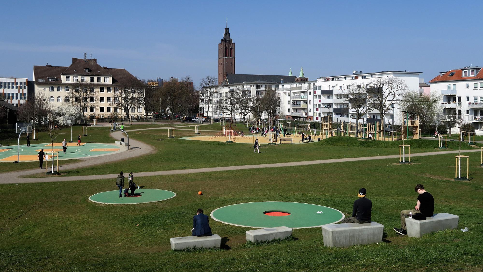 Der „Westerwaldpark“ entlang der Westerwaldstraße in Humboldt-Gremberg.