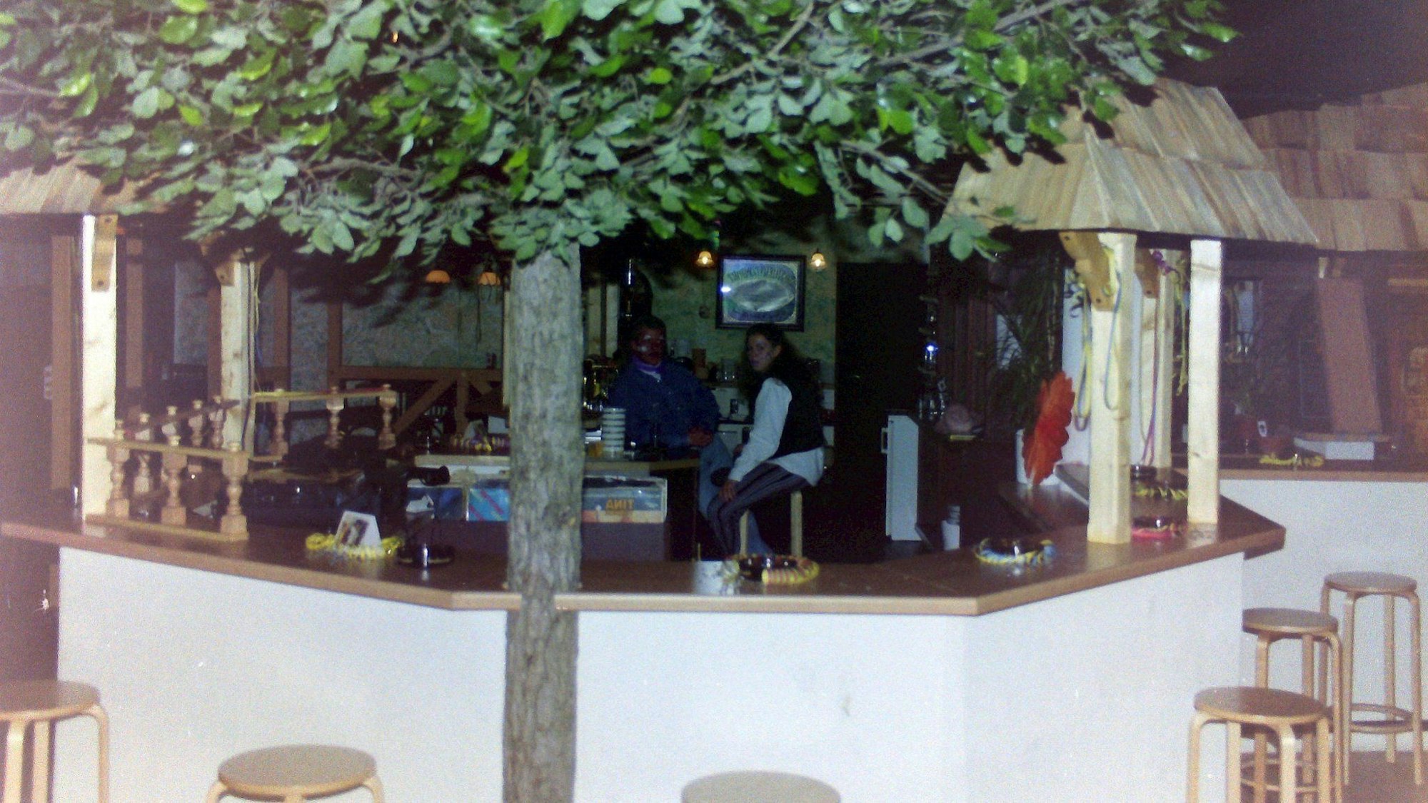 Eine alte Aufnahme des Bar-Bereichs der ehemaligen Discothek Klimperkasten in Engelskirchen-Schnellenbach.