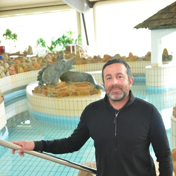 Betreibt zumindest vorerst weiter das Kürtener Hallenbad: Ibrahim Kabakci.