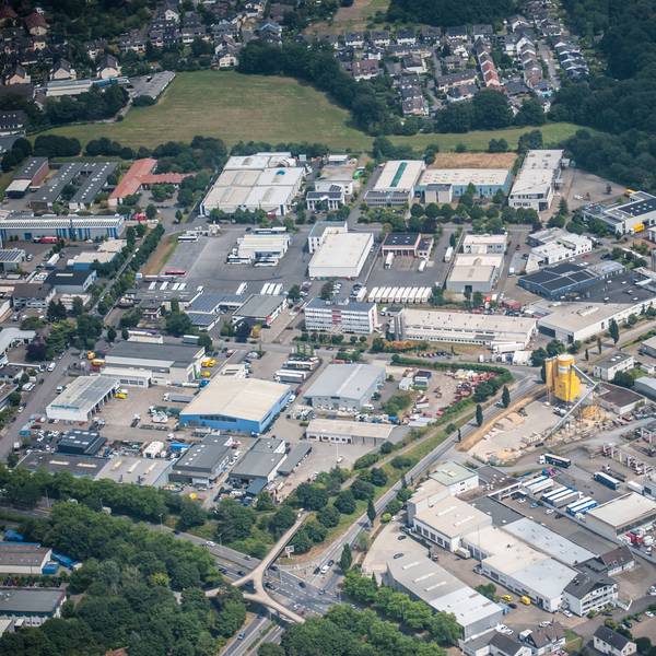 Gewerbegebiet in Leverkusen-Küppersteg aus der Luft