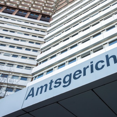 Das Amtsgericht Köln verhandelte gegen den bekannten Kölner Strafverteidiger.