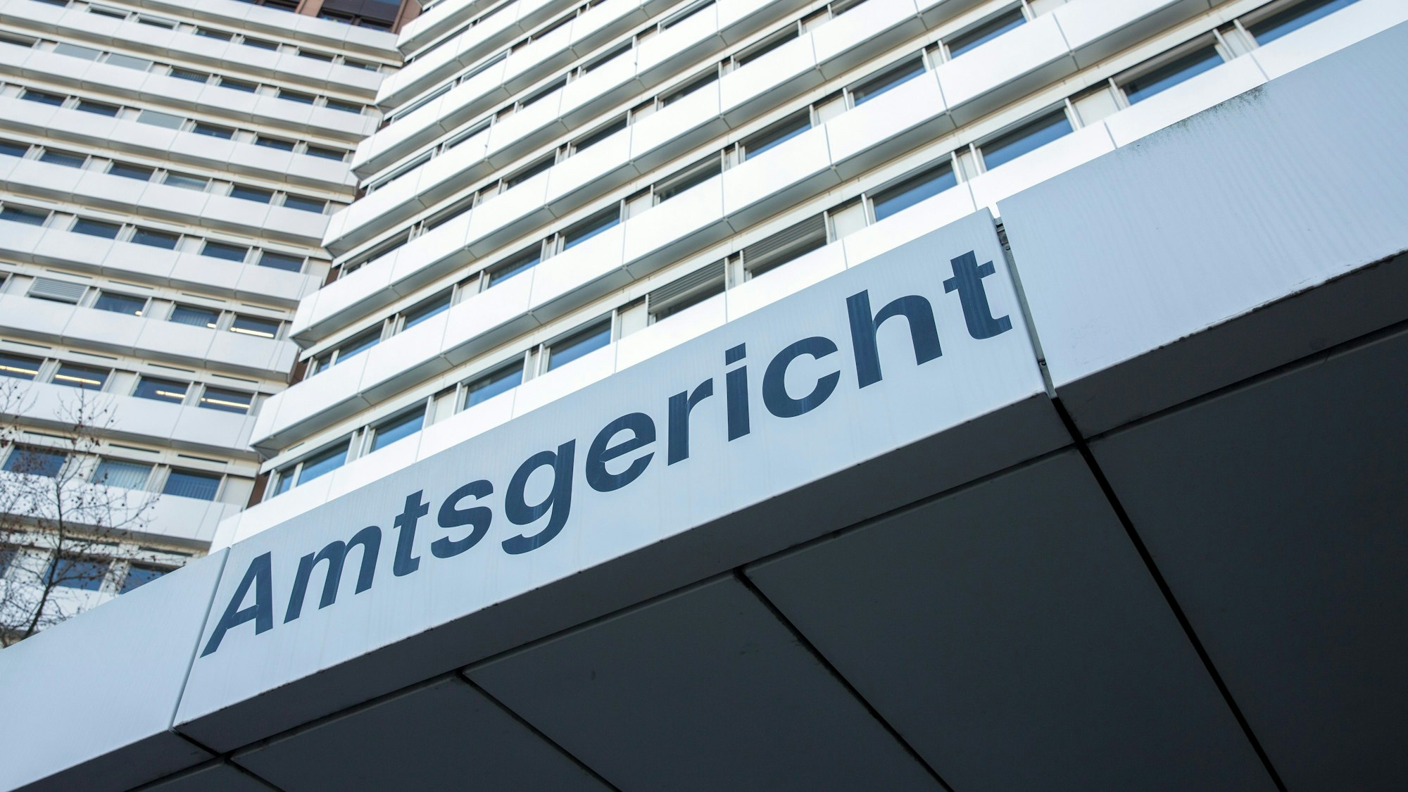 Das Land- und Amtsgericht Köln an der Luxemburger Straße.