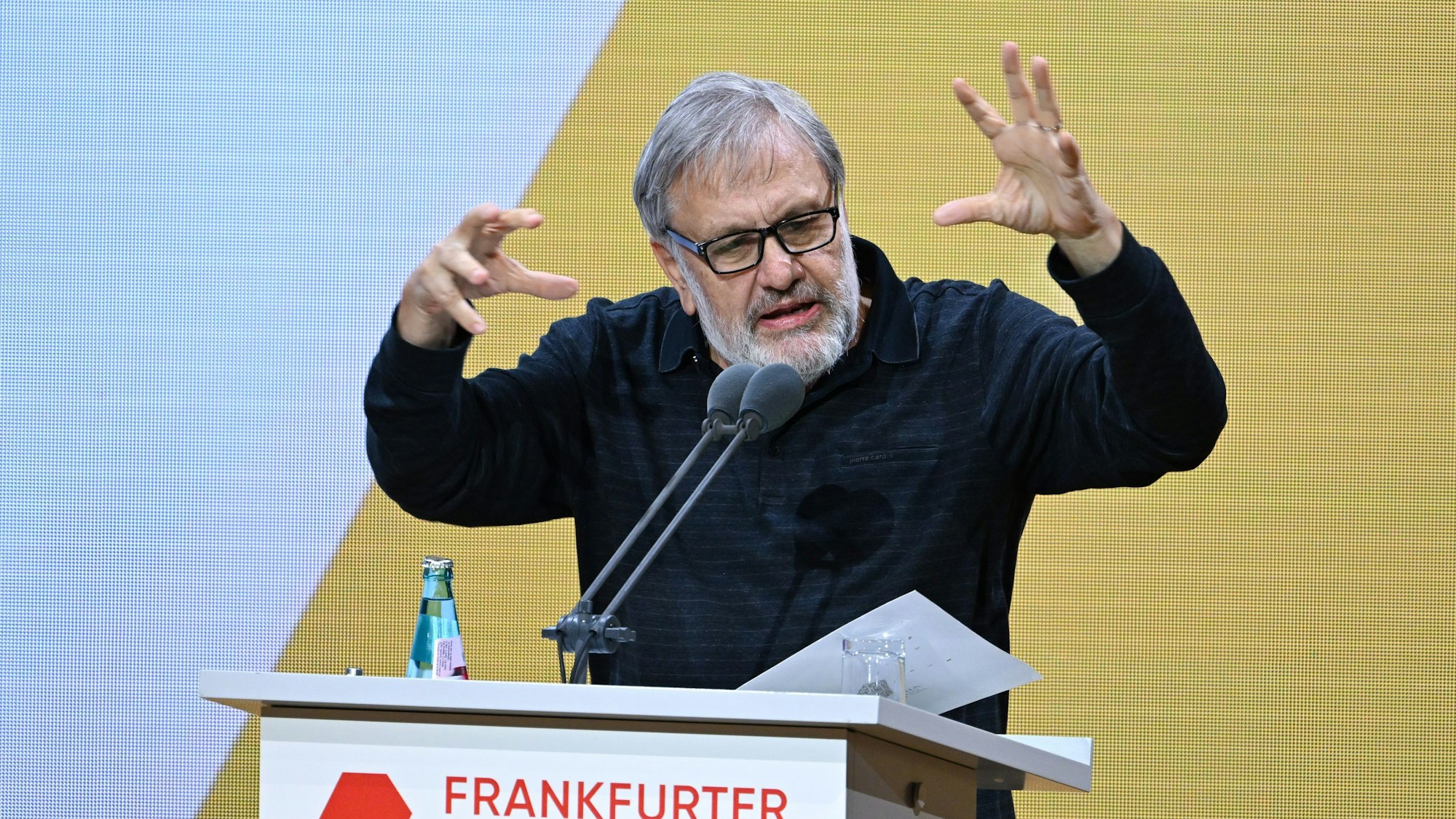 Slavoj Zizek, slowenischer Philosoph, spricht während der Eröffnungsfeier der Frankfurter Buchmesse.