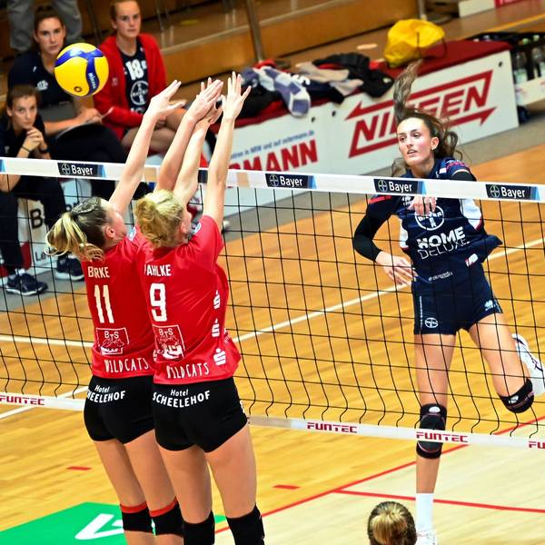 16.09.2023,-Volleyball-Bayer Volleys - Stralsund
rechts: Fabienne Schuldt (Bayer)
Foto: Uli Herhaus