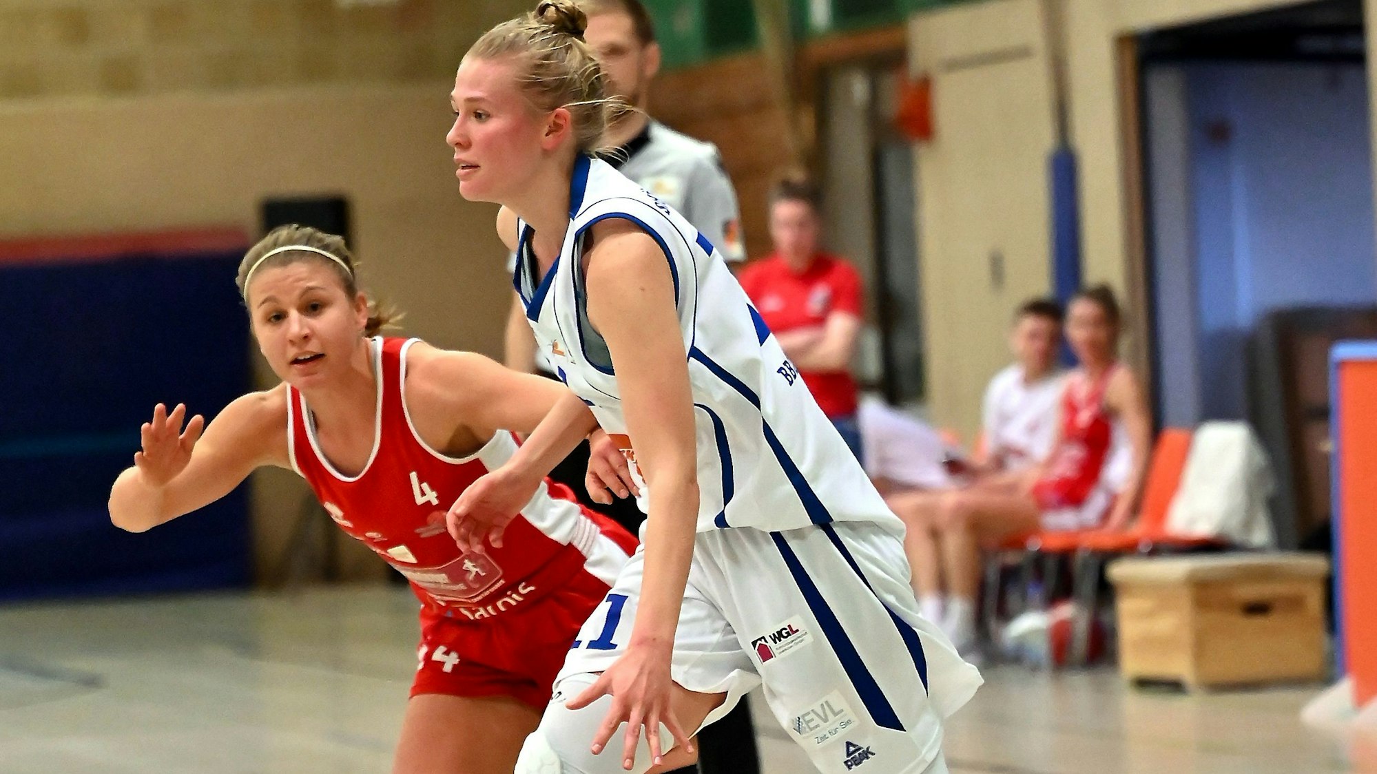 13.03.2022, BB,BBZ Opladen-Osnabrück
vorne: Leonie Schütter (Opl)
Foto: Uli Herhaus