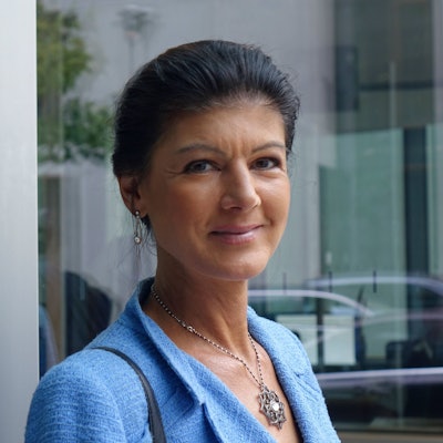 Die Noch-Linkenpolitiker Sahra Wagenknecht steht offenbar vor der Gründung ihrer eigenen Partei. Demnach soll sie am Montag das „Bündnis Sahra Wagenknecht“ vorstellen.