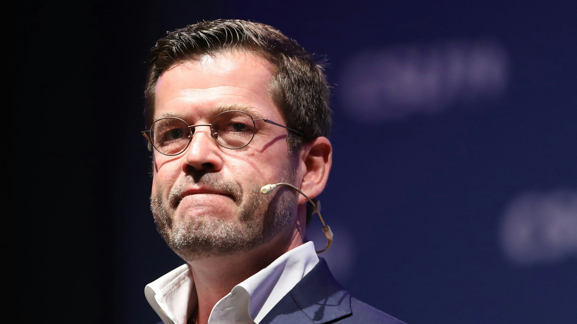 Karl-Theodor zu Guttenberg spricht in der Stadthalle von Schwabmnchen.