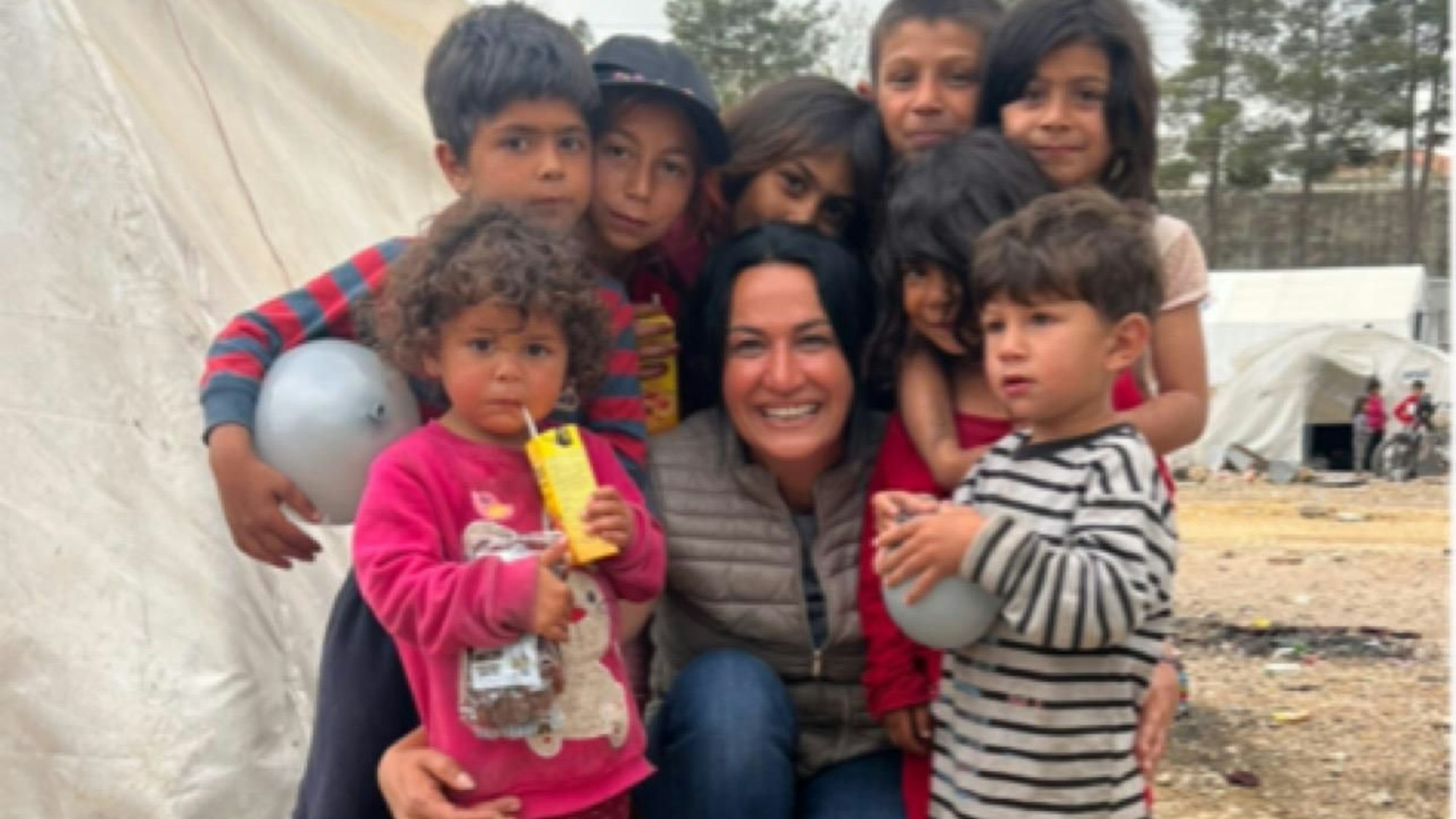 Das Foto zeigt Kinder aus Gölbasi.