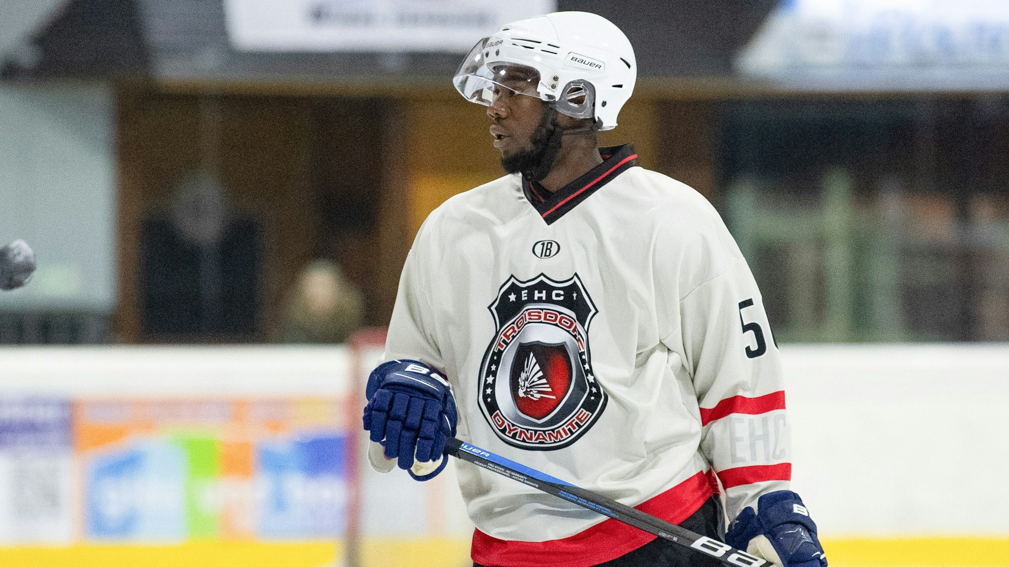 Axali Jack Doeseb auf dem Eis.