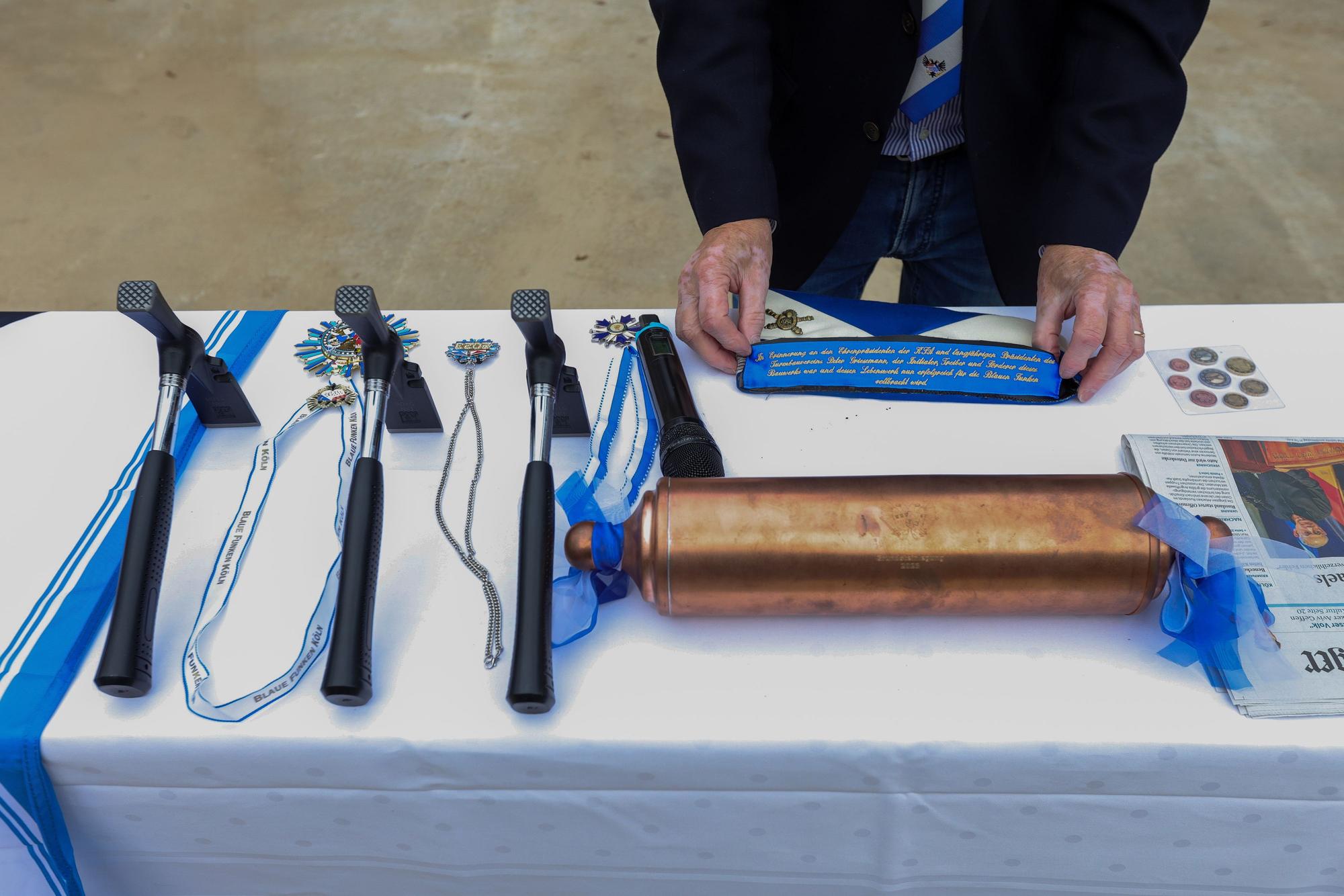 Grundsteinlegung für den Anbau der Blauen Funken am Sachsenturm