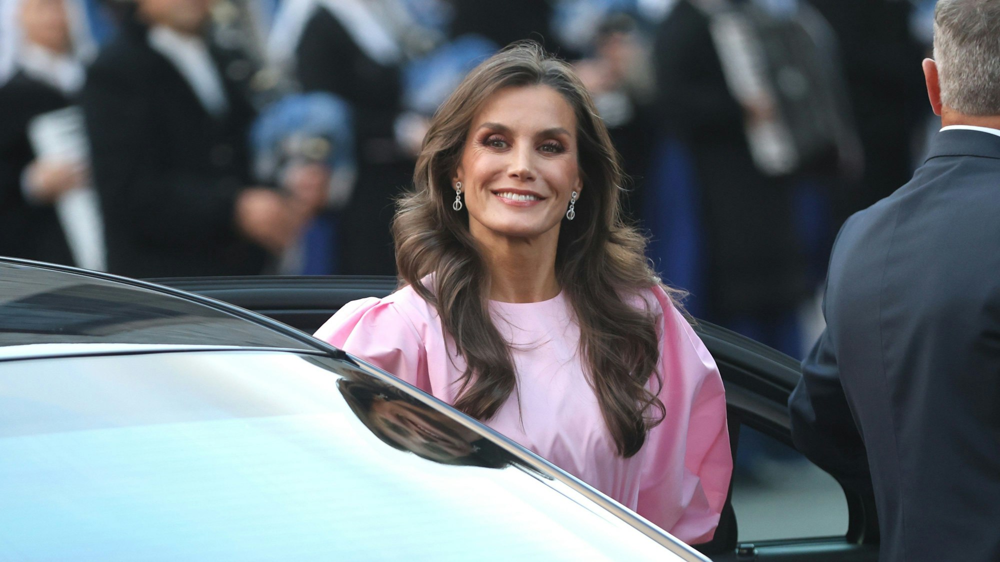 Königin Letizia von Spanien kommt zu einem Konzert im Rahmen der Verleihung des Prinzessin-von-Asturien-Preises 2023.